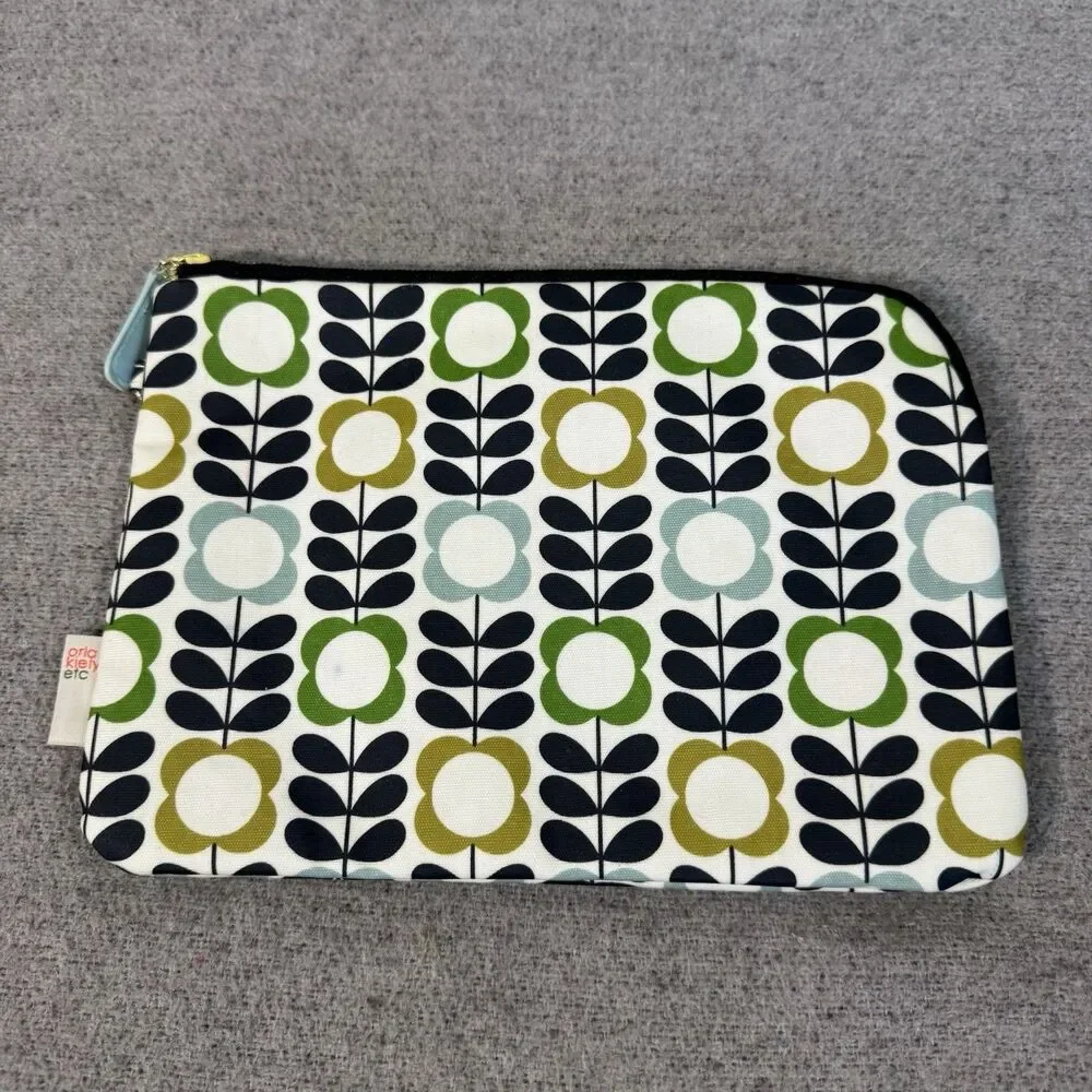 Orla Kiely Bags Cosmetic Makeup Travel Matching Set 9x6 and 7x4 Flower Pattern
